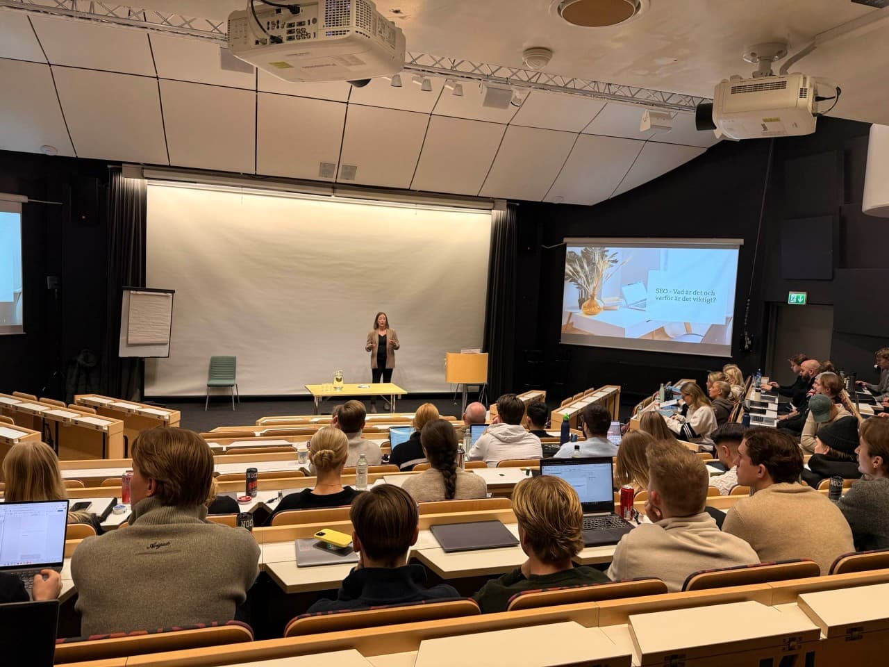 Annika D'Este med publik